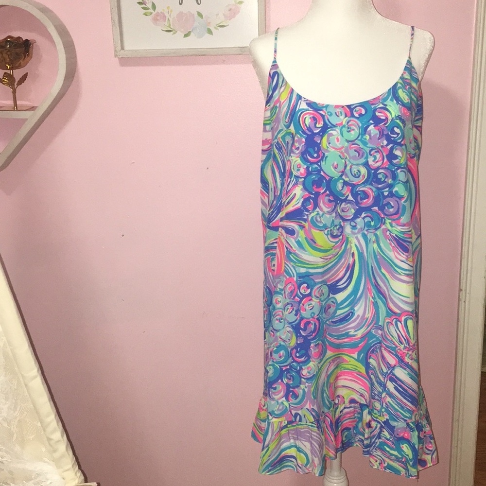 Lilly Pulitzer dress with ruffle bottom size M